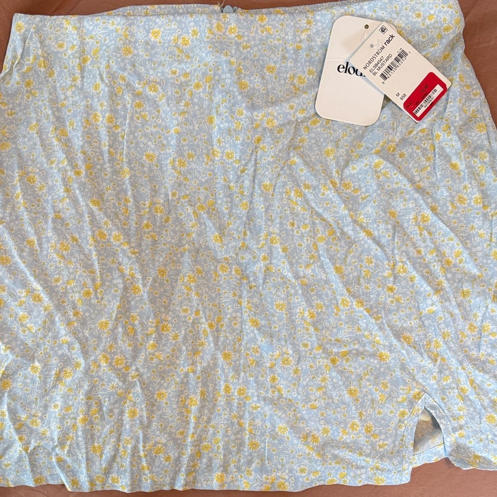 Elodie Size Medium High Waisted Light Blue and Yellow Floral Mini Skirt